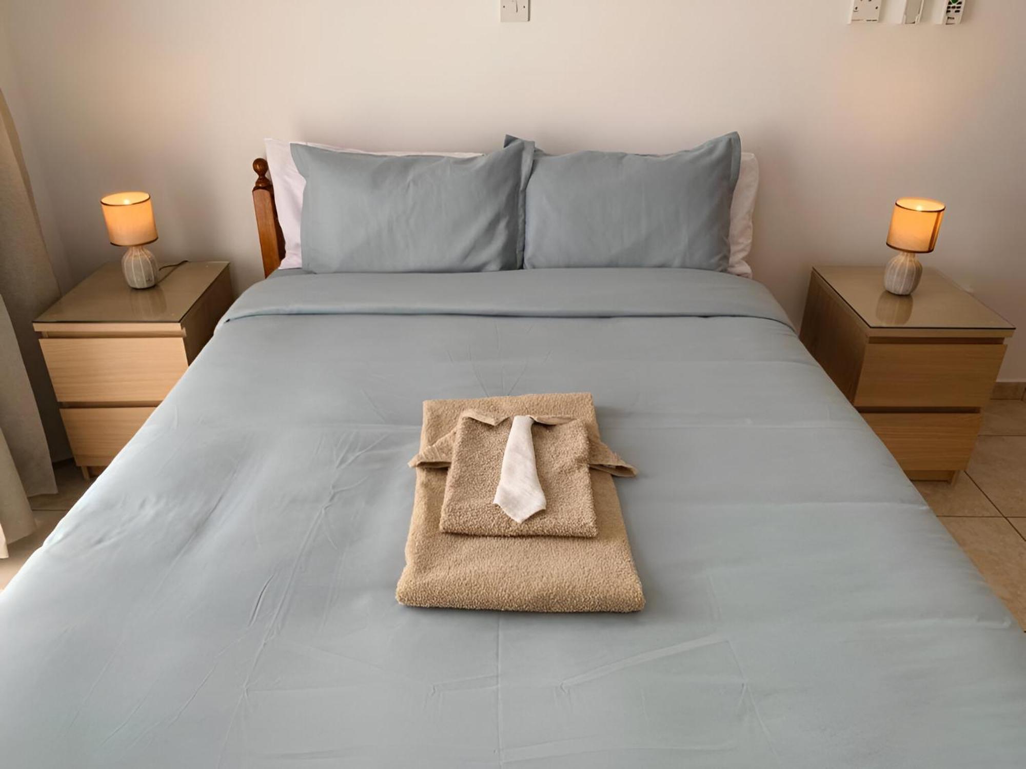 Peaceful Apartment With Double Bed - Oak Breeze Paphos Exteriör bild