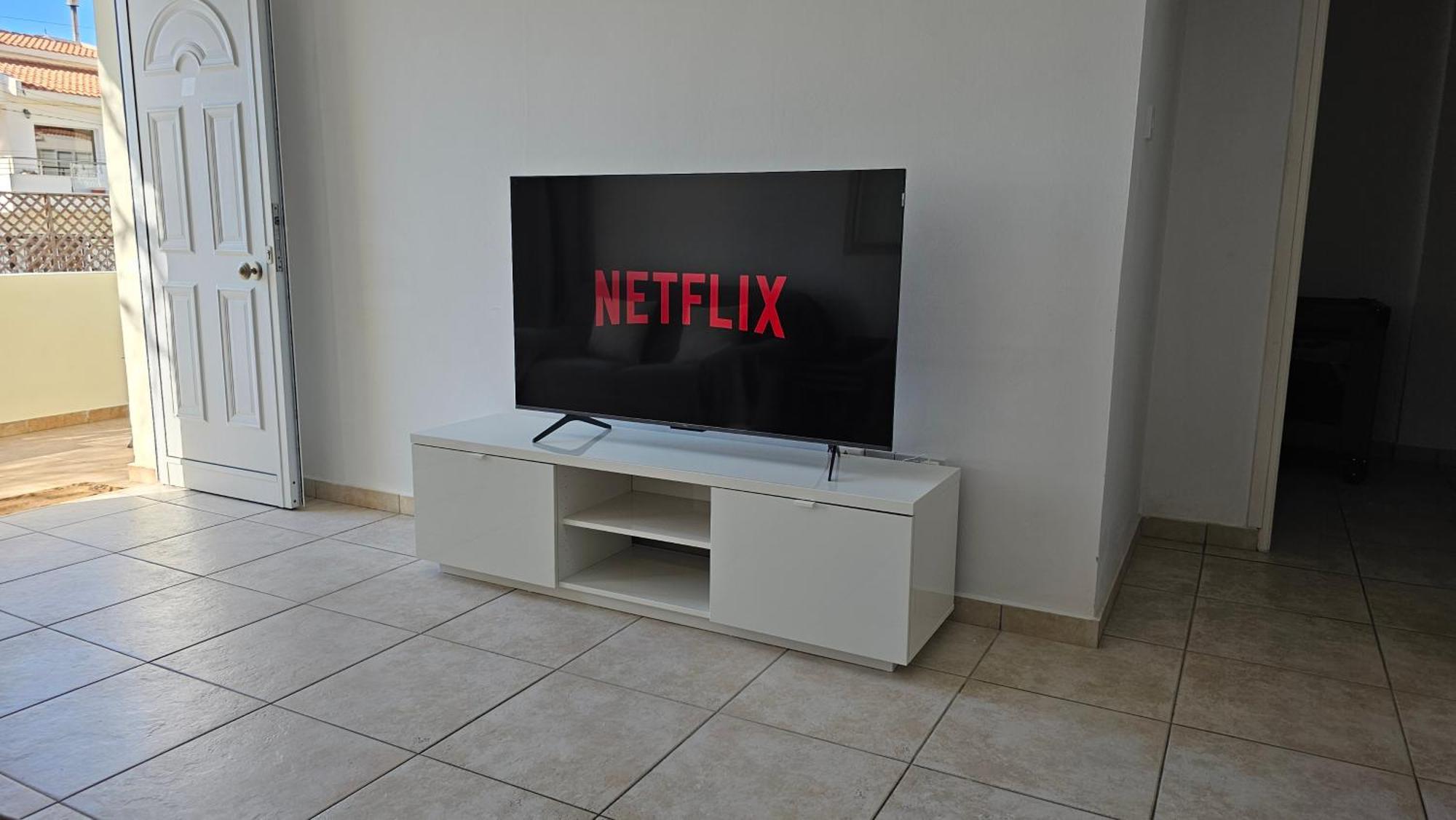 Peaceful Apartment With Double Bed - Oak Breeze Paphos Exteriör bild